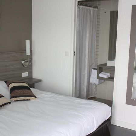 Airport-Hotel Mauregard Esterno foto
